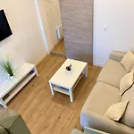 Duplex Moderne Et Calme - Face Gare & Proche Centre Châtellerault